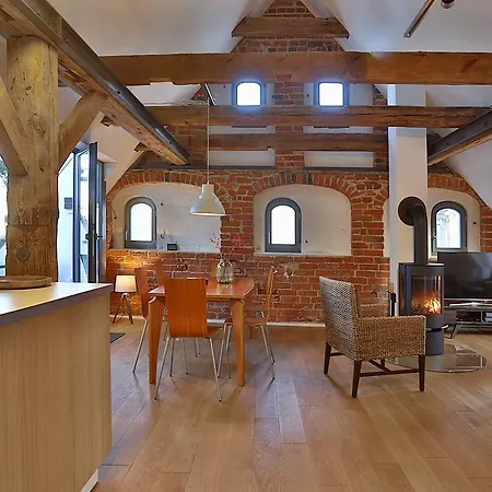 Backsteinspeicher Stralsund Exterior photo
